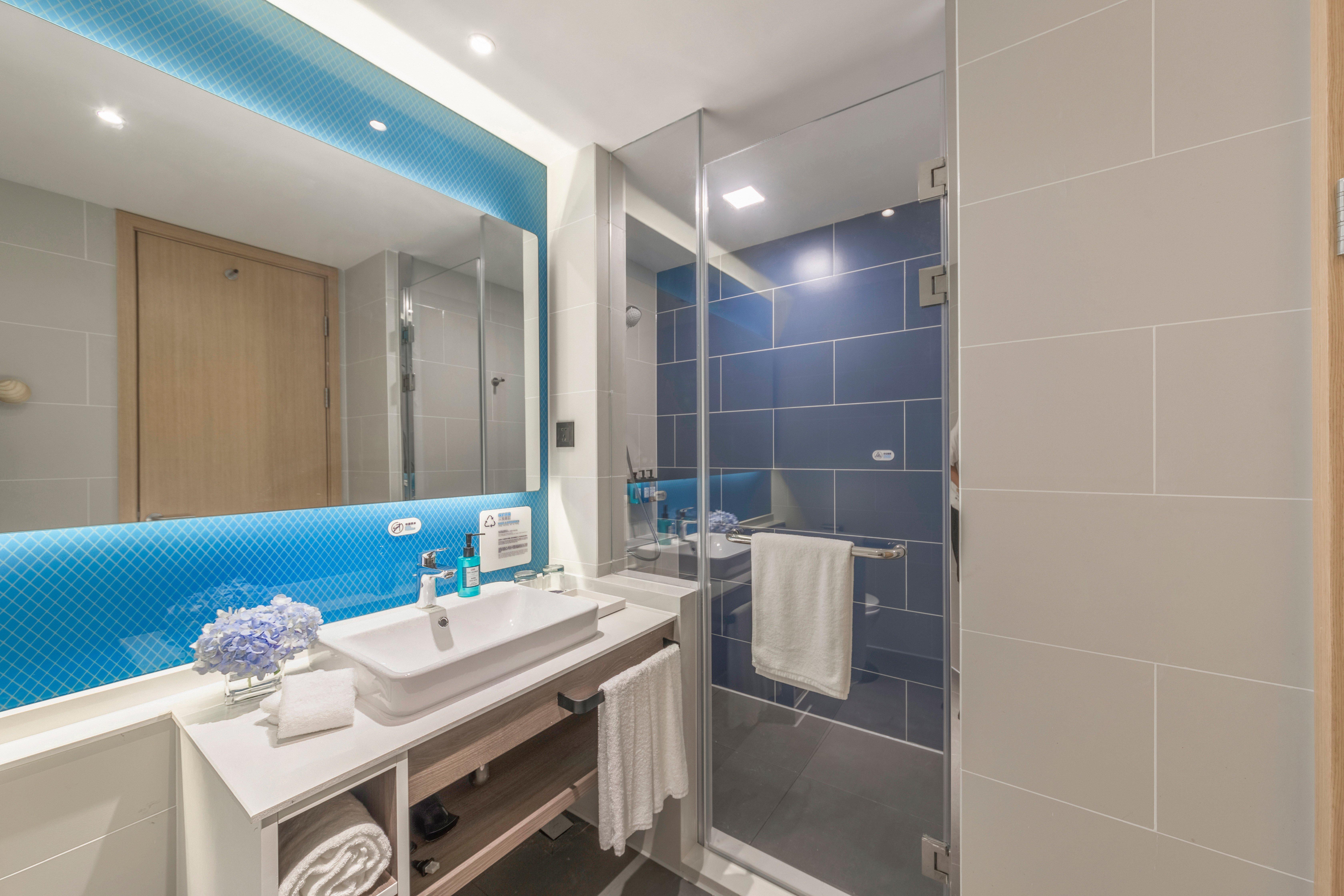 Holiday Inn Express Shanghai Jiading Center By Ihg ภายนอก รูปภาพ