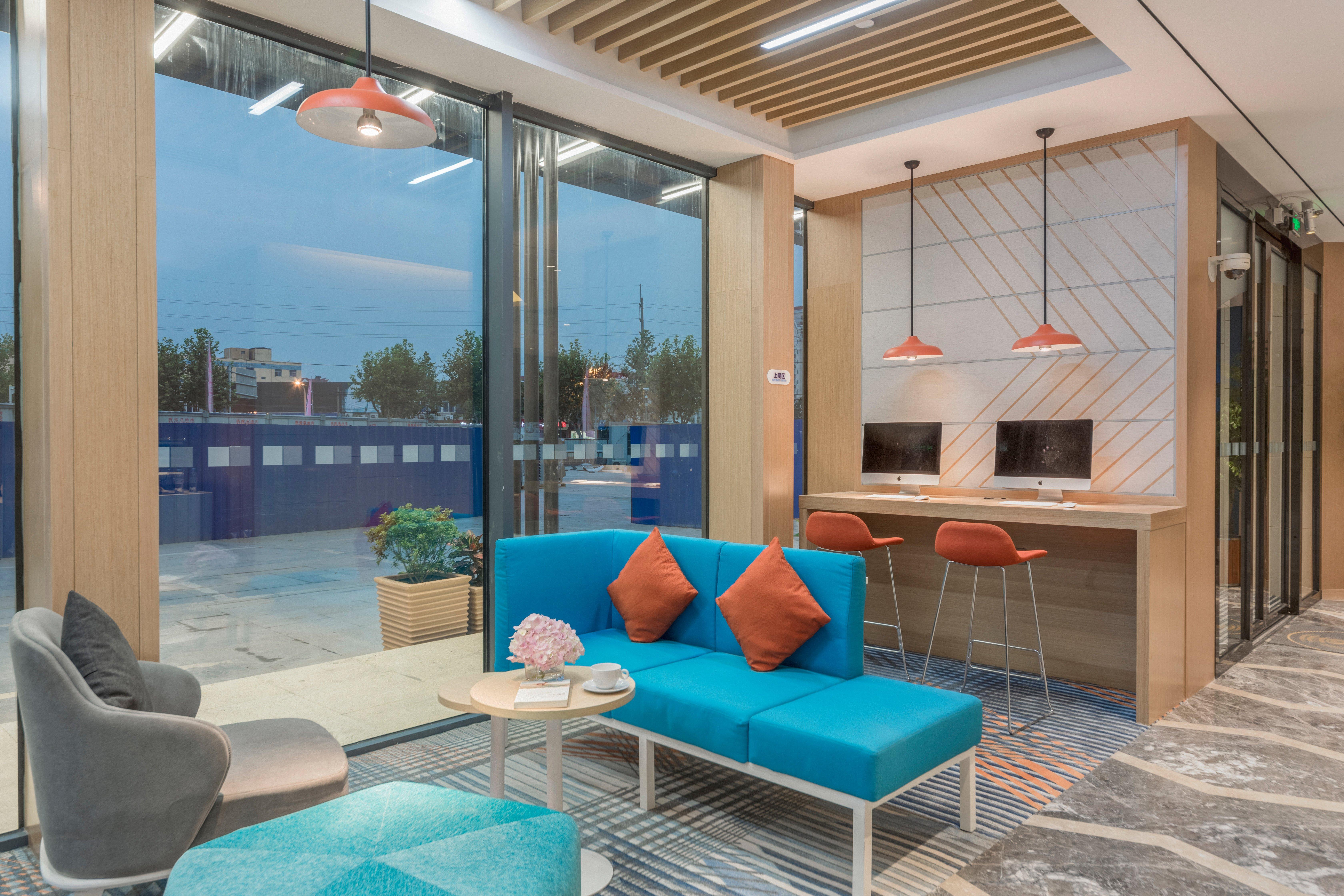 Holiday Inn Express Shanghai Jiading Center By Ihg ภายนอก รูปภาพ