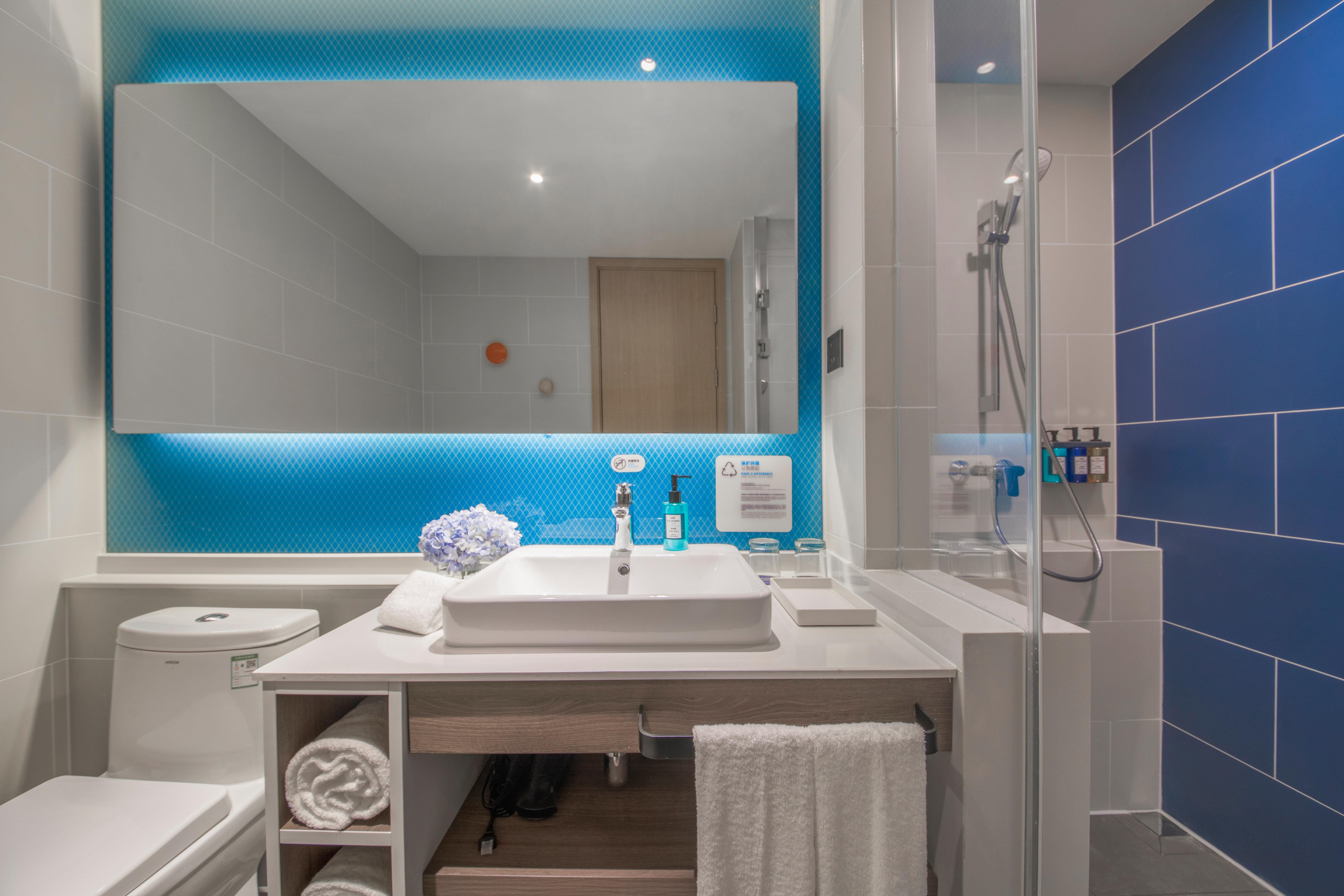 Holiday Inn Express Shanghai Jiading Center By Ihg ภายนอก รูปภาพ